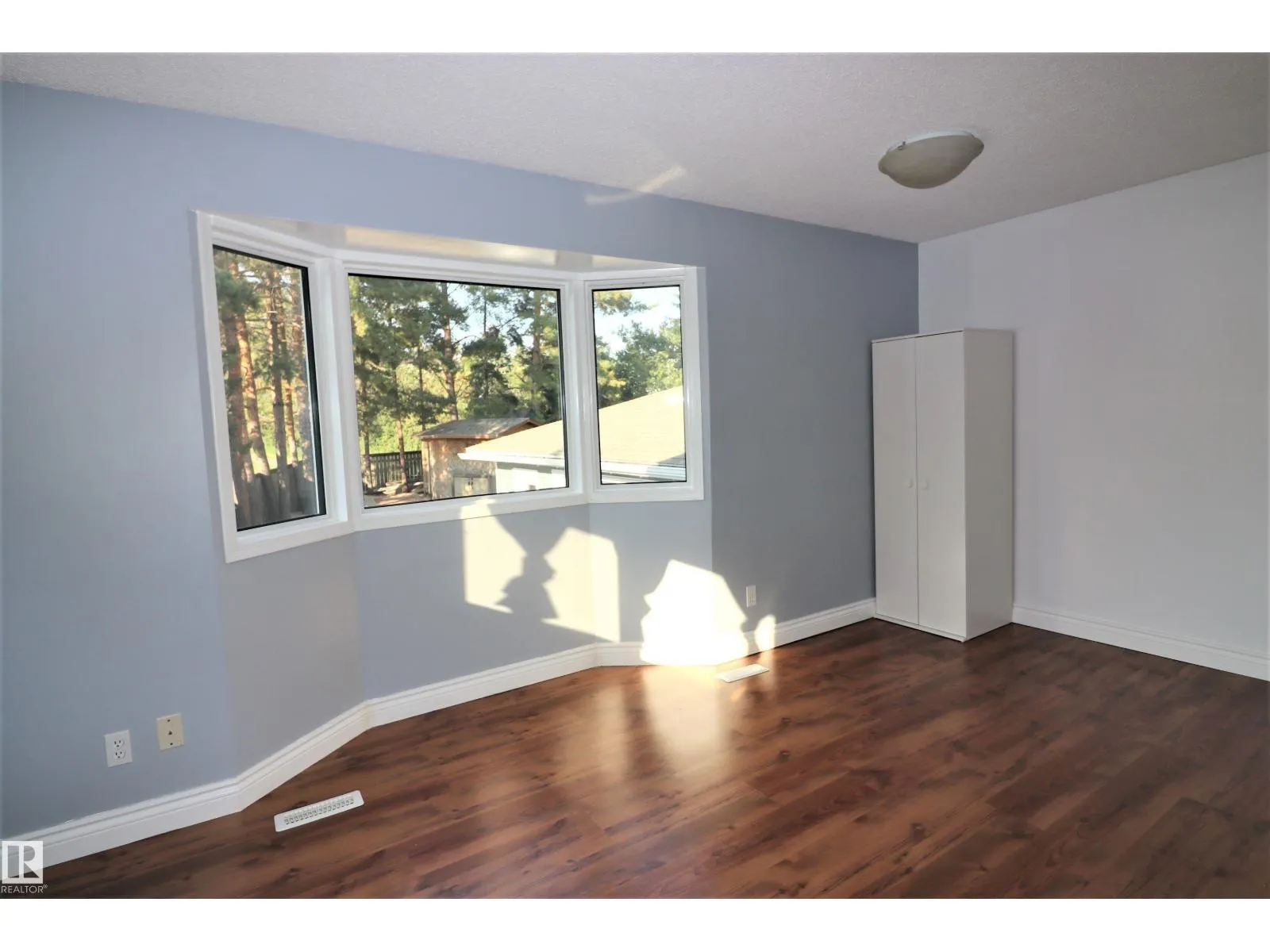 4319 54 ST