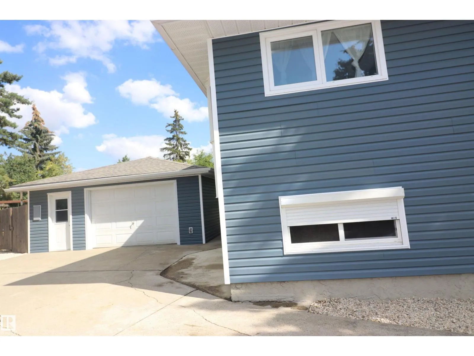 4319 54 ST