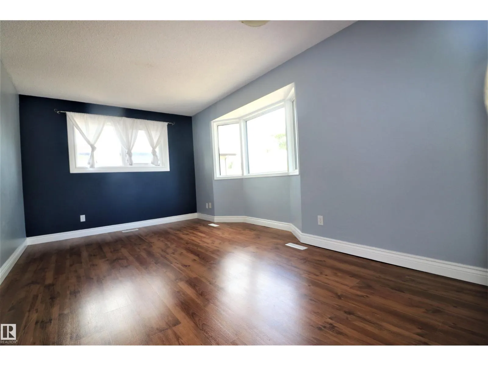 4319 54 ST