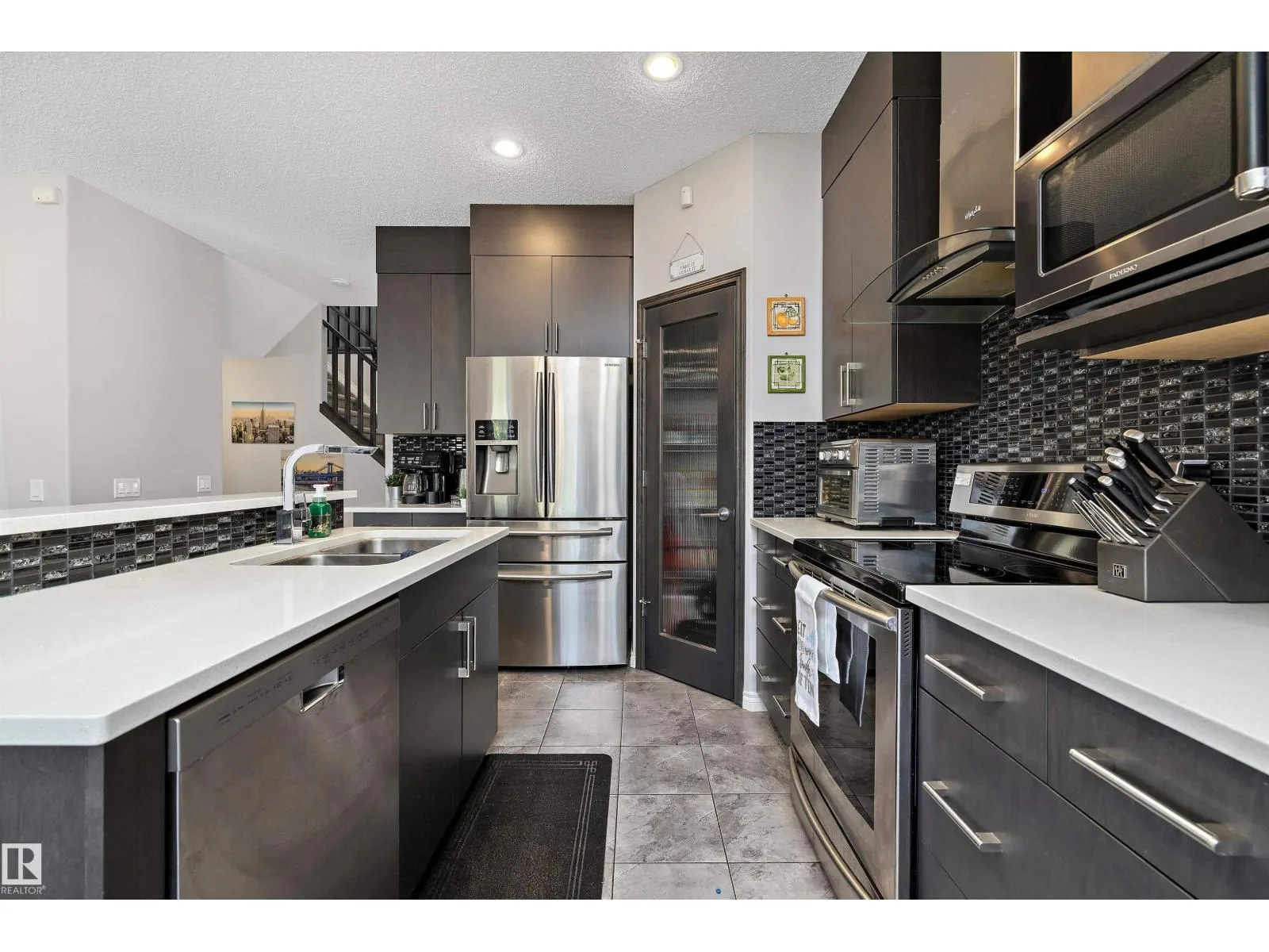 17312 126 ST NW