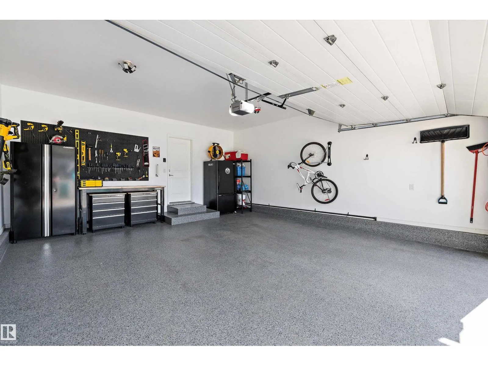 17312 126 ST NW