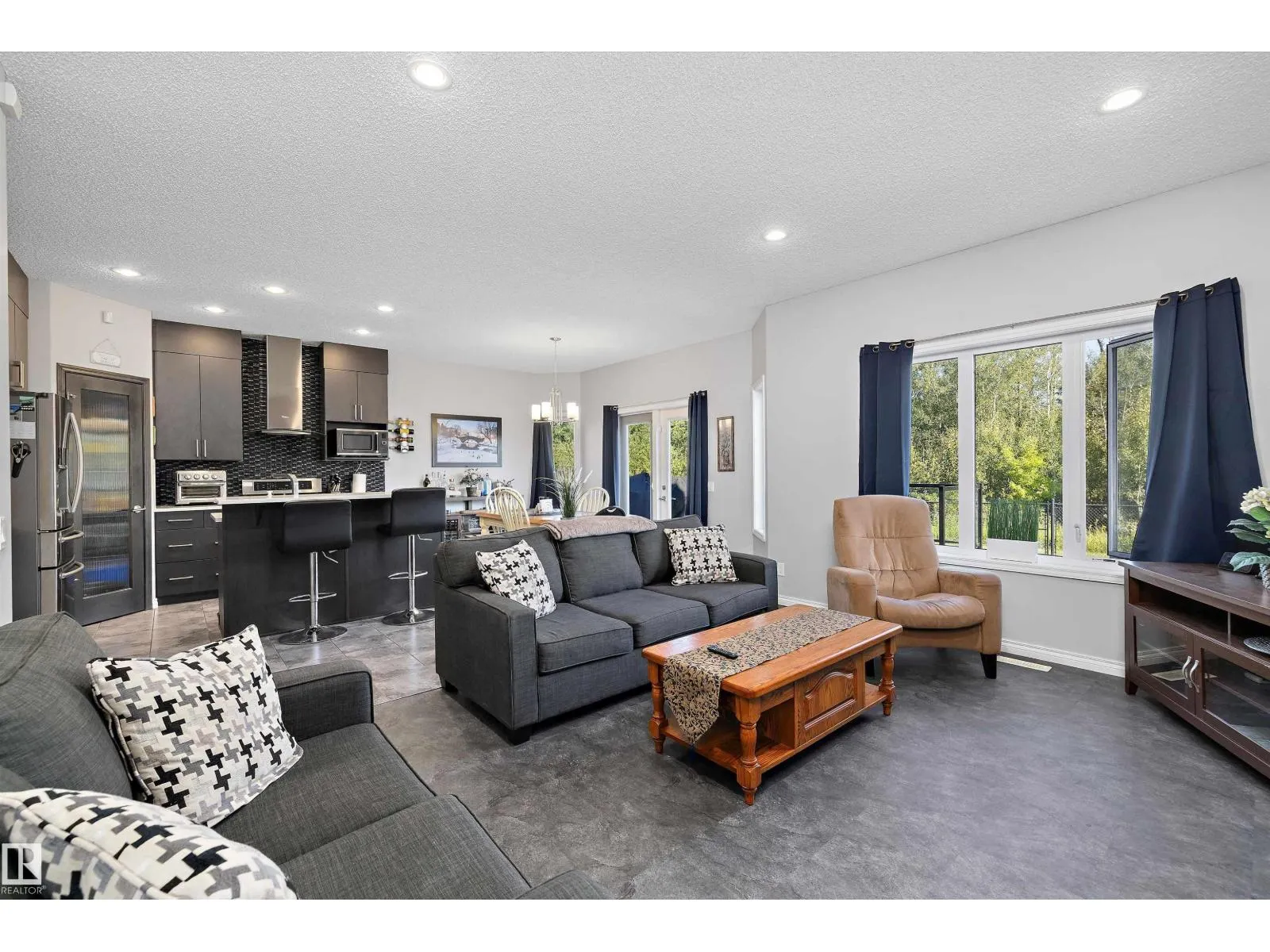 17312 126 ST NW