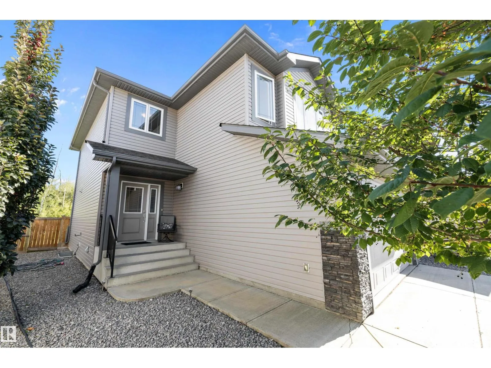 17312 126 ST NW