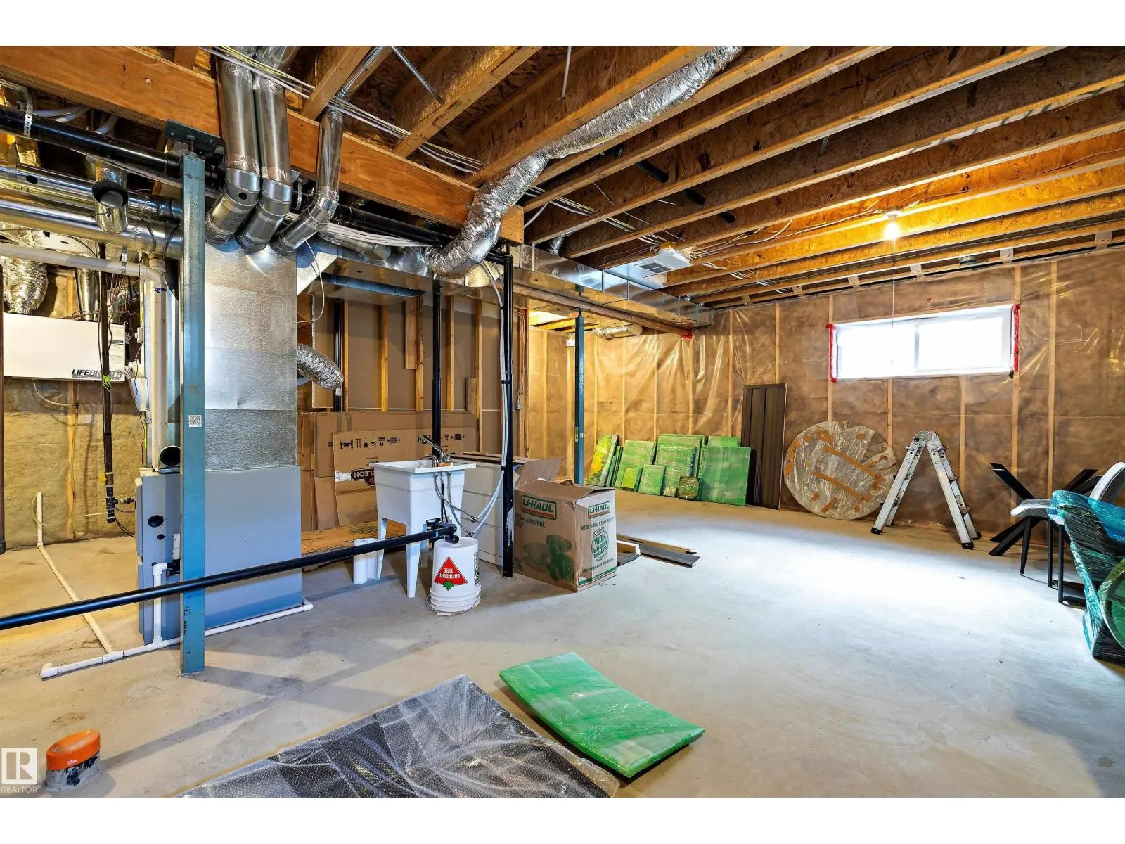 17312 126 ST NW
