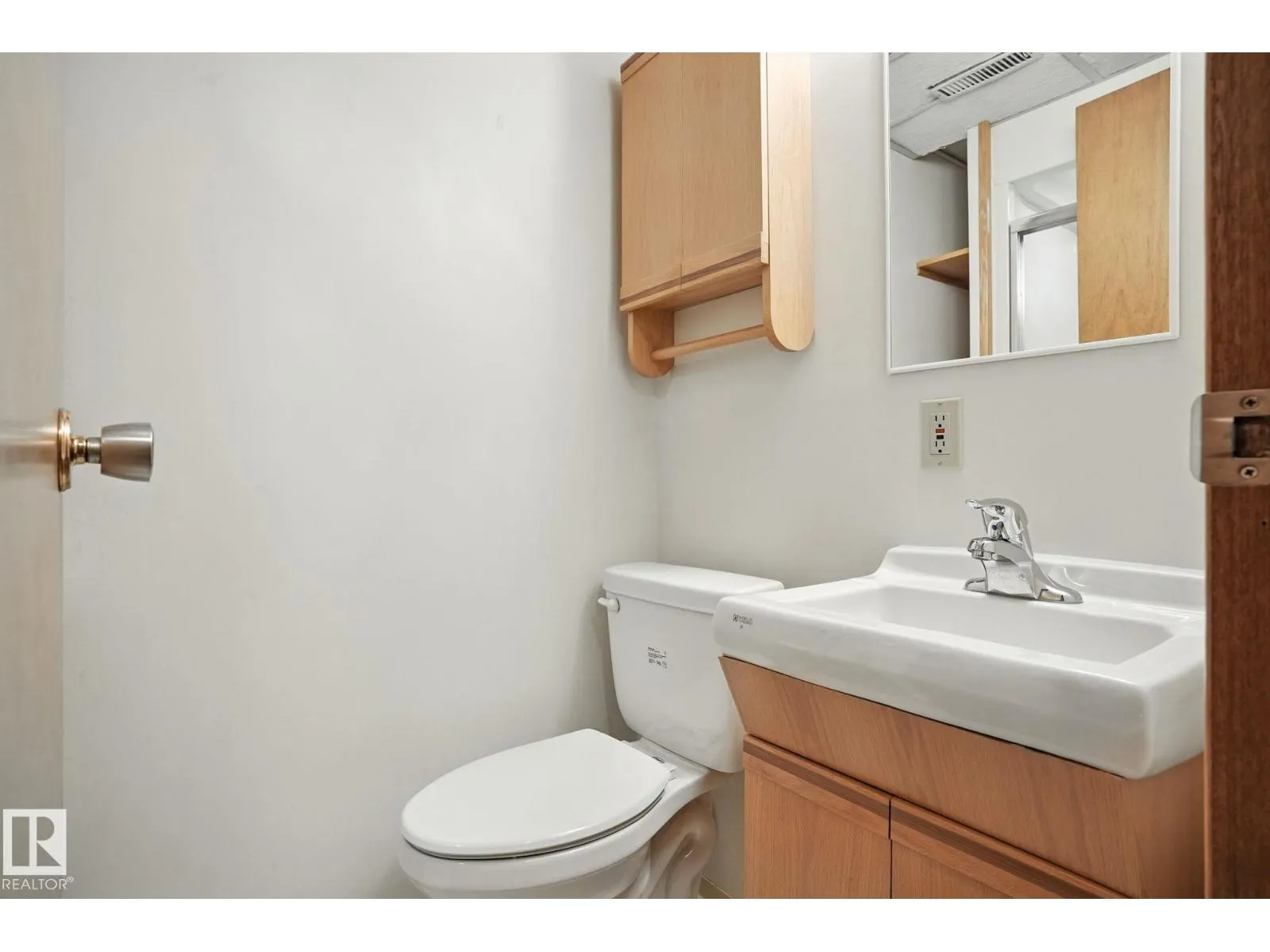 15956 110B AV NW