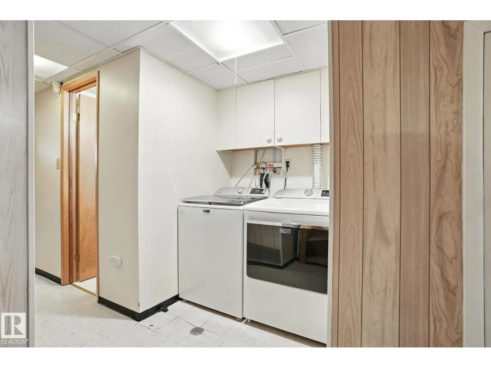 15956 110B AV NW