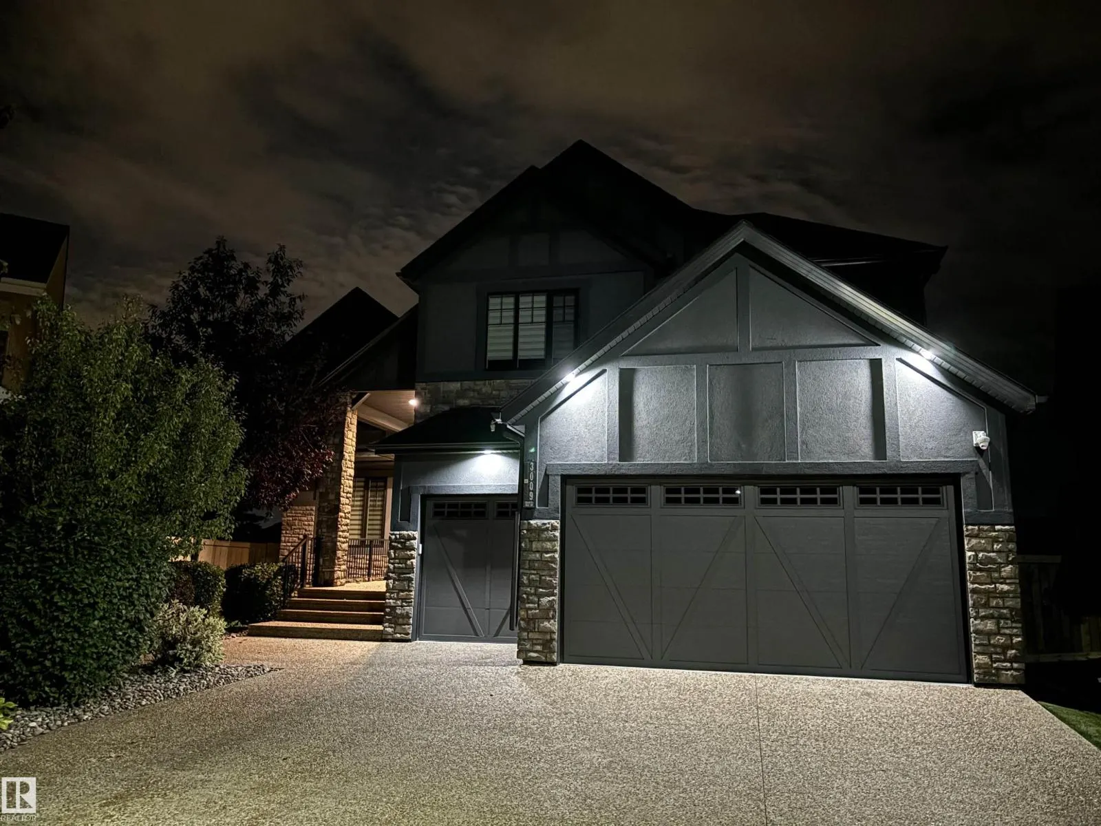 3009 KESWICK WY SW