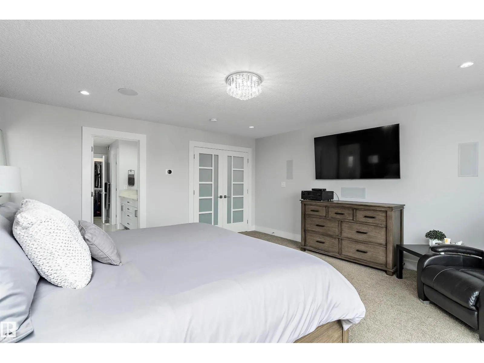 3009 KESWICK WY SW