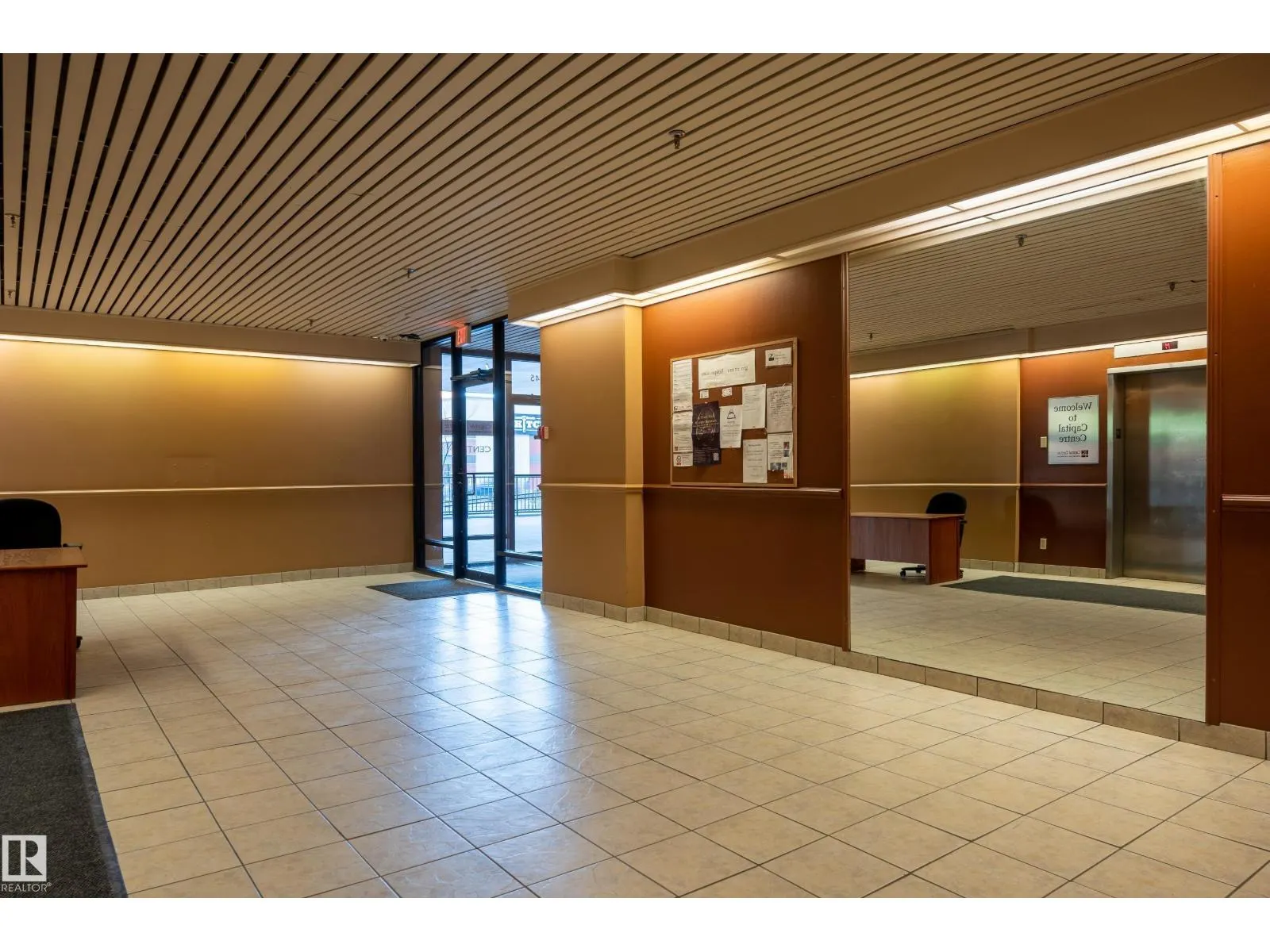 #809 10145 109 ST NW