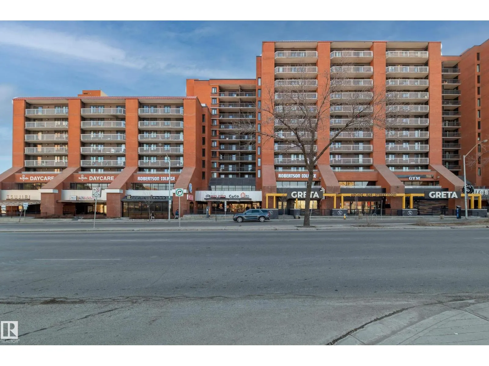 #809 10145 109 ST NW