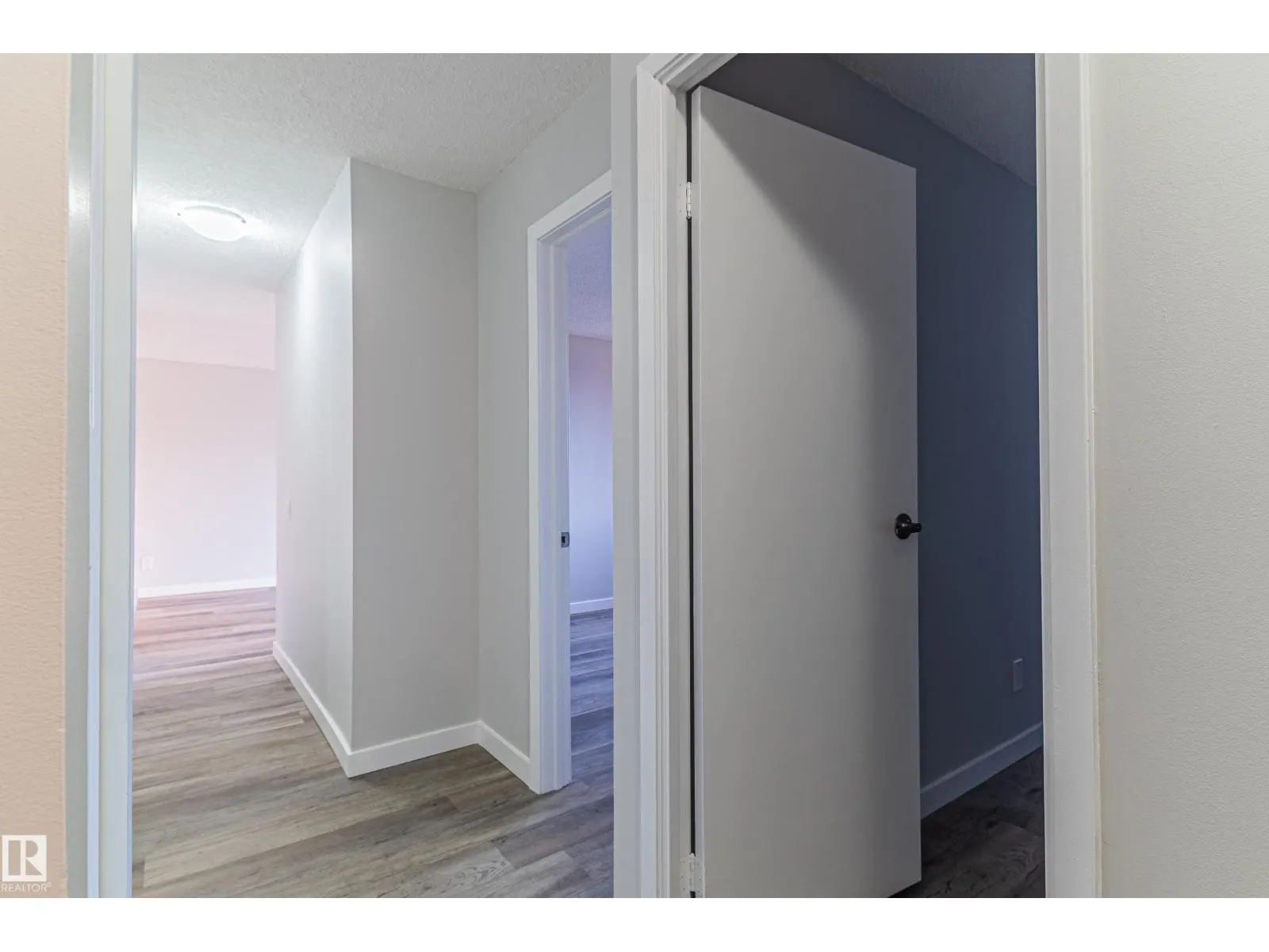 #809 10145 109 ST NW