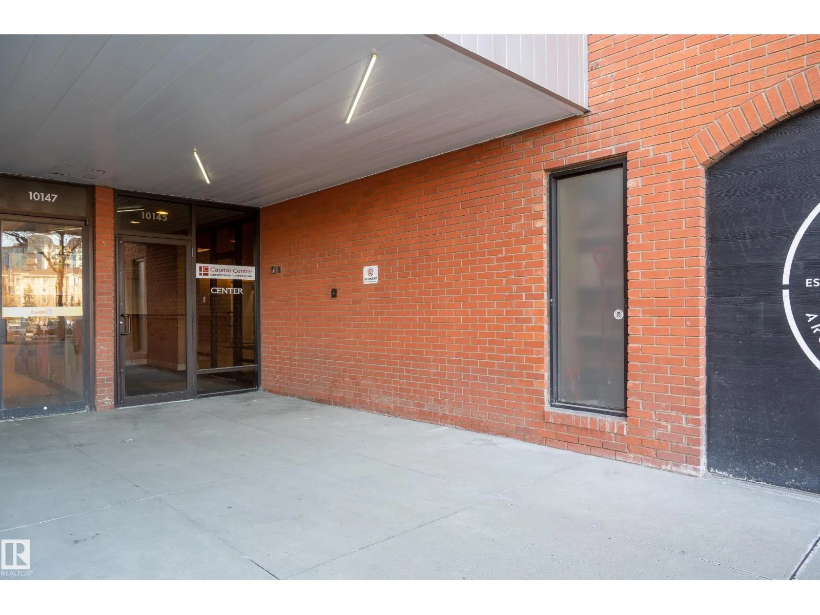 #809 10145 109 ST NW