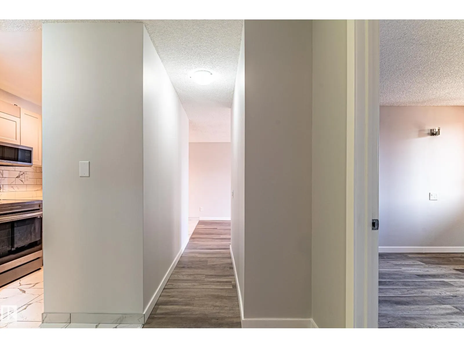 #809 10145 109 ST NW