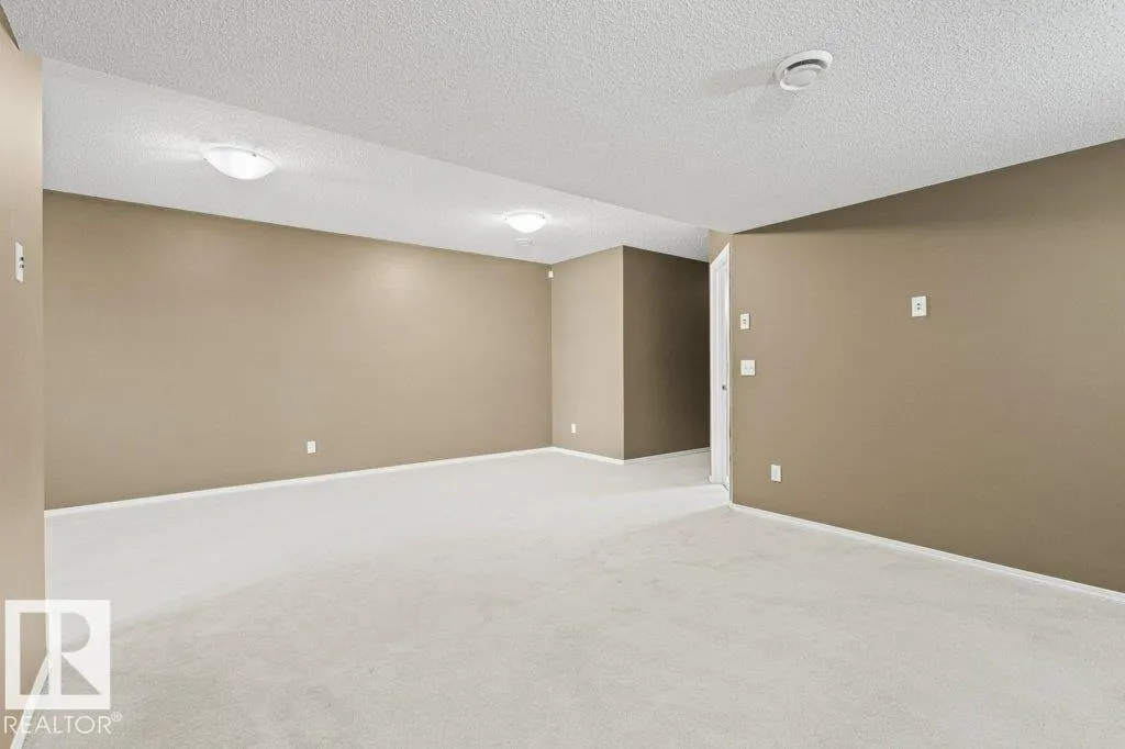 #20 604 62 ST SW