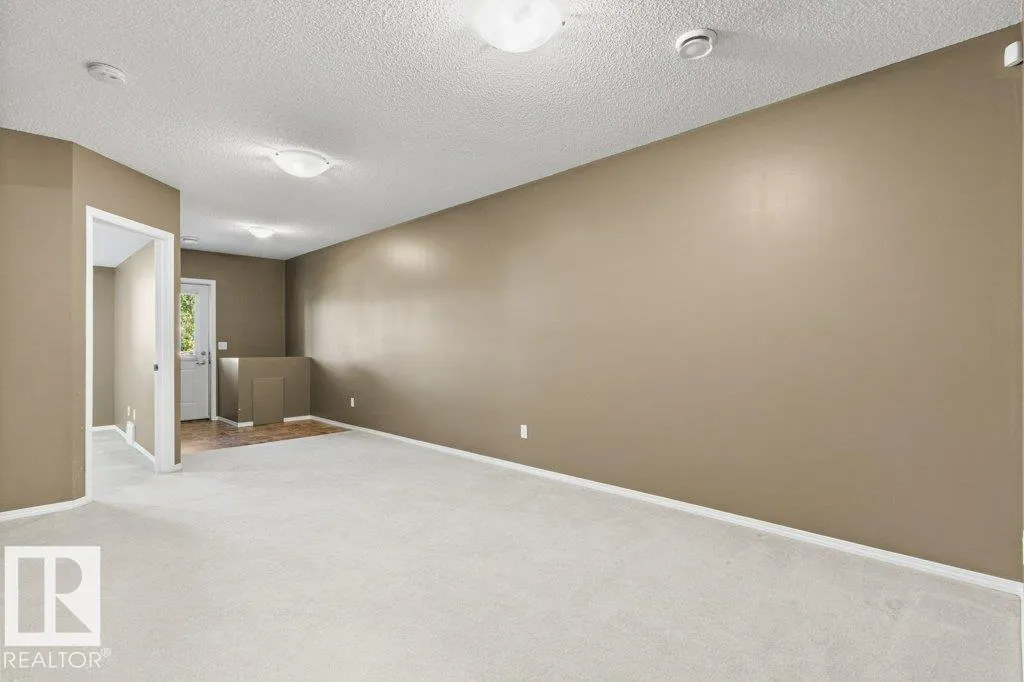 #20 604 62 ST SW
