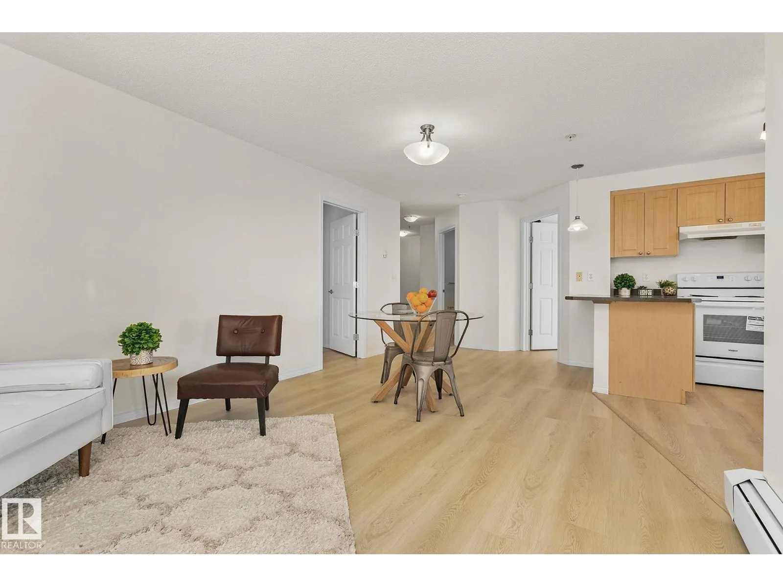 #301 630 MCALLISTER LO SW