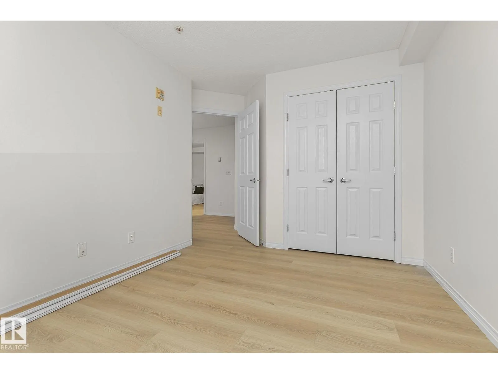 #301 630 MCALLISTER LO SW