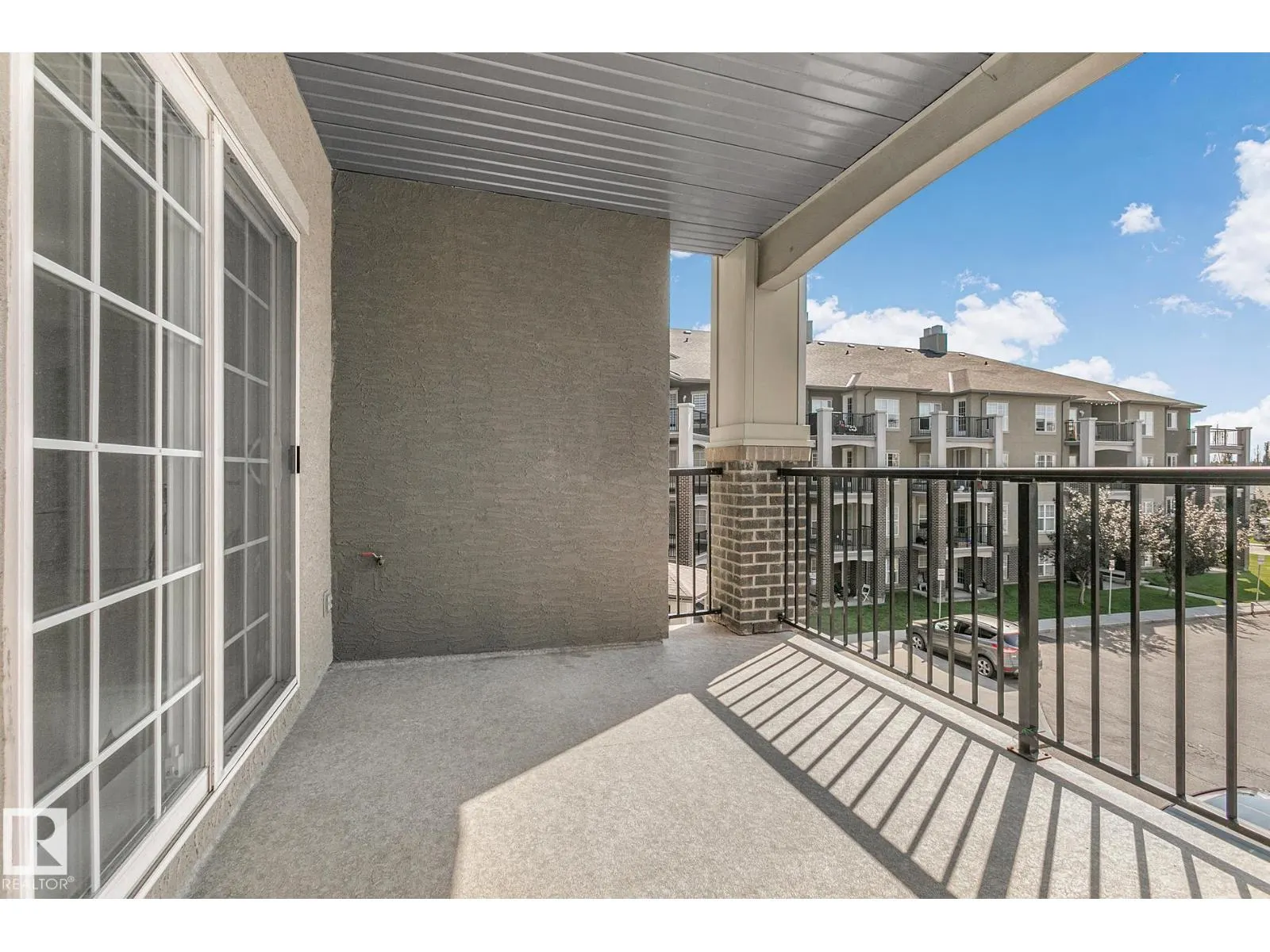 #301 630 MCALLISTER LO SW