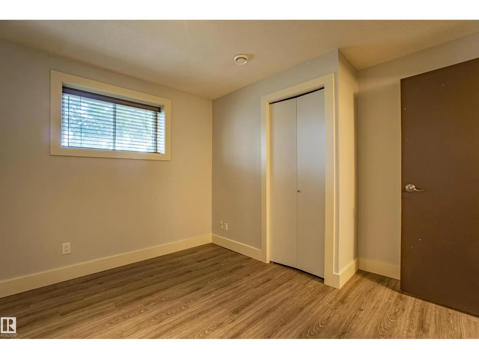18 LOCKHART DR