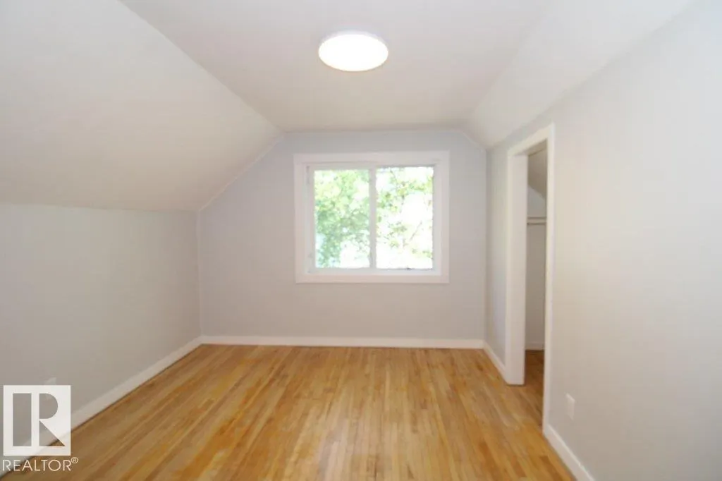 12143 59 ST NW