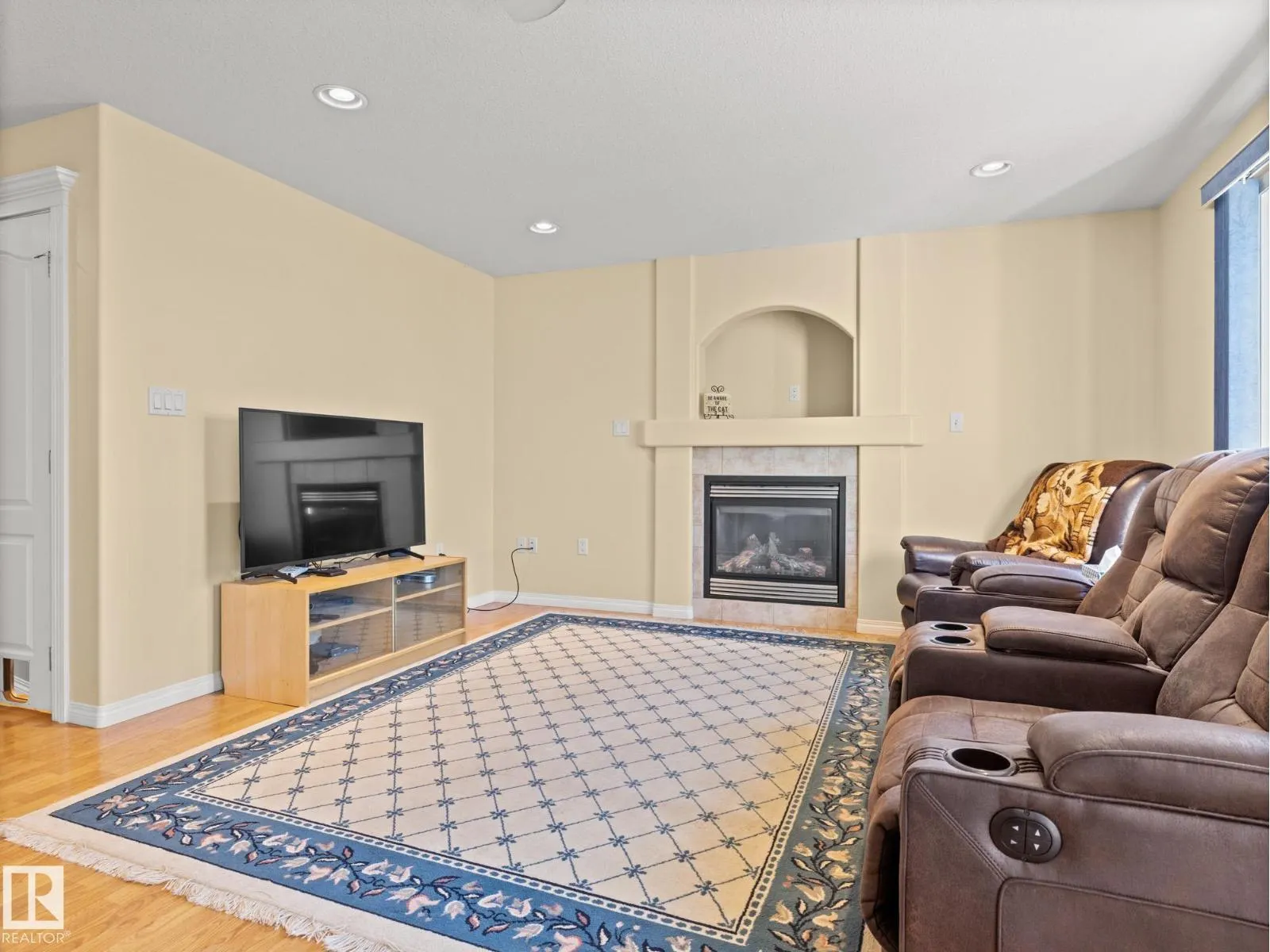 69 BRIARWOOD PT