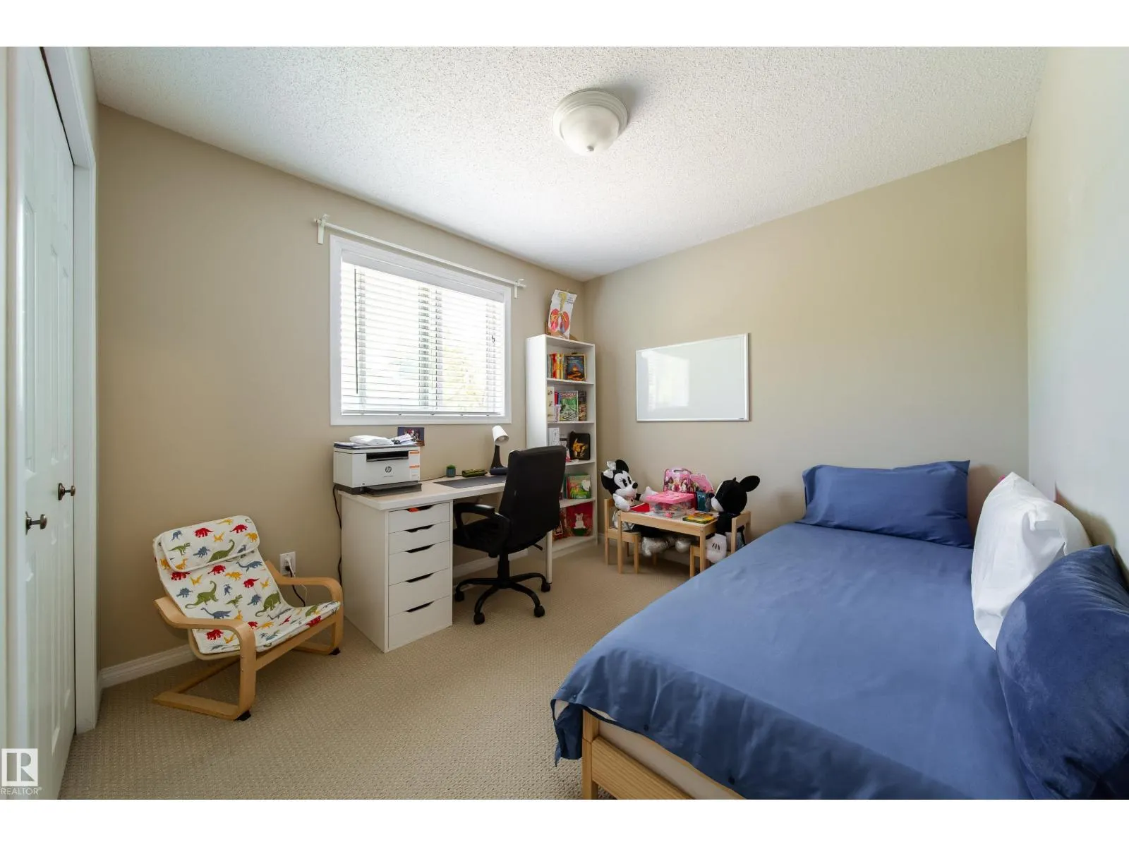 8118-8120 81 AV NW