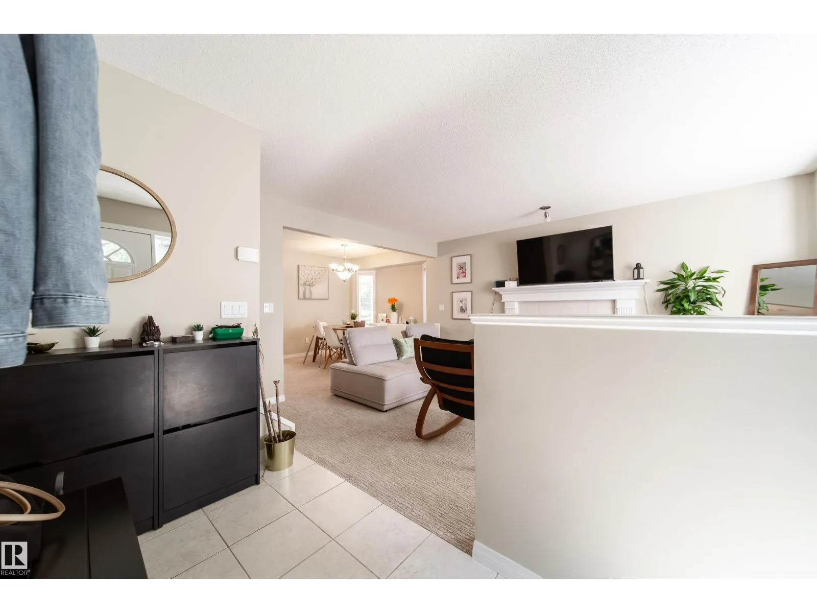 8118-8120 81 AV NW