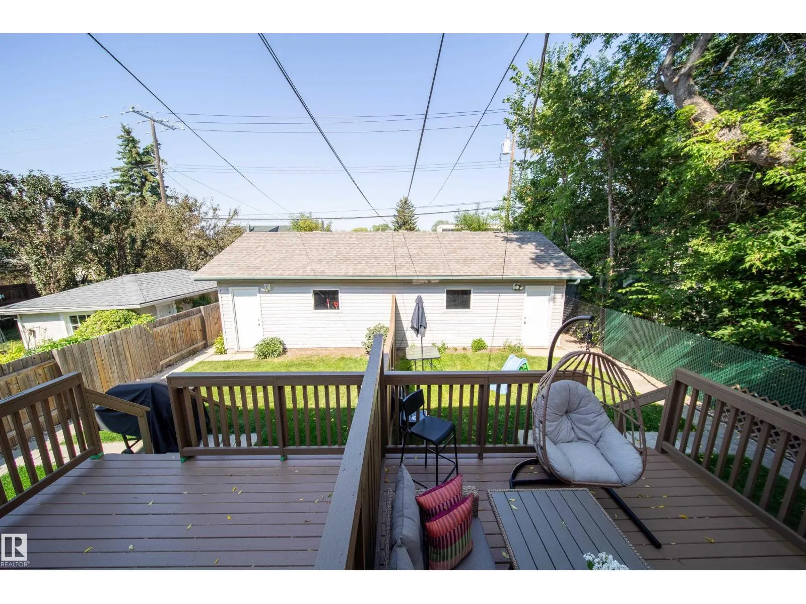 8118-8120 81 AV NW
