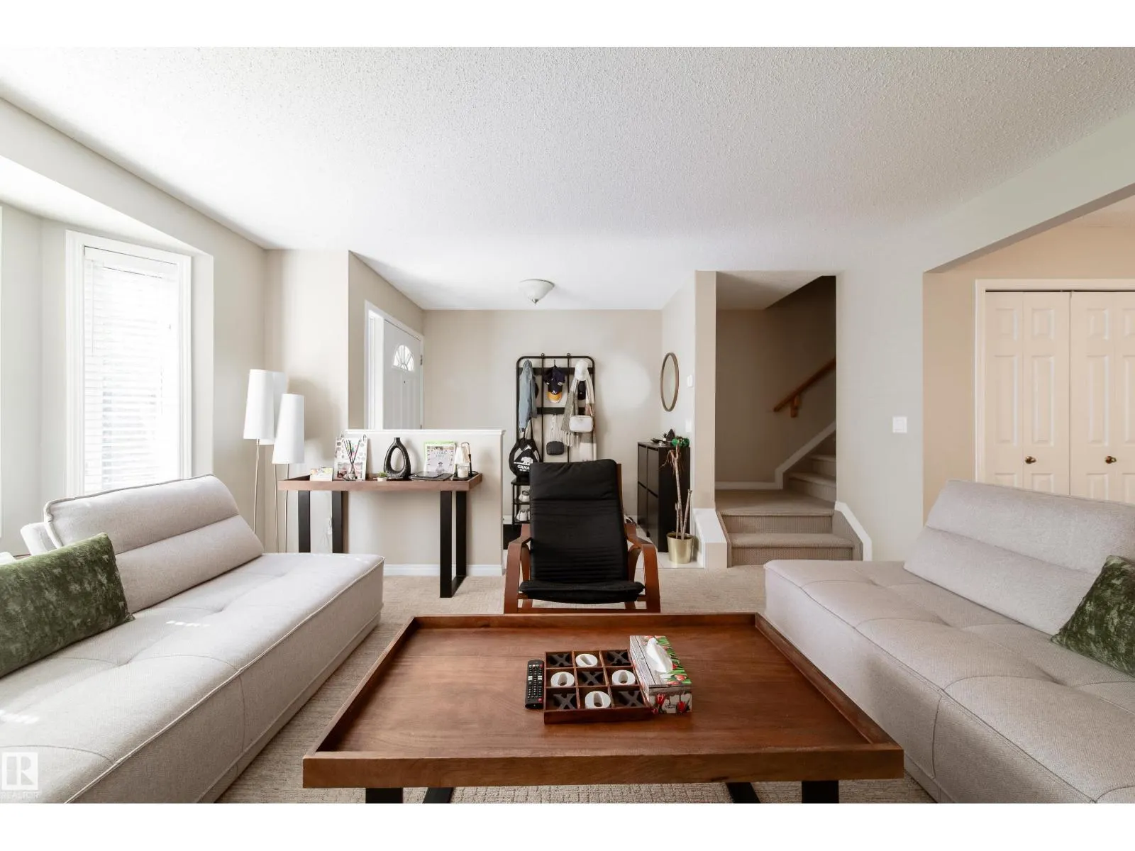 8118-8120 81 AV NW