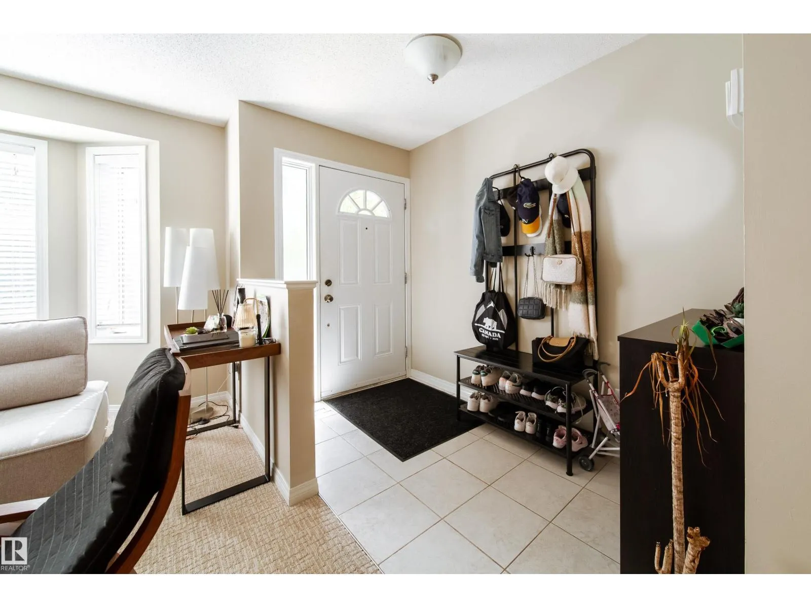 8118-8120 81 AV NW
