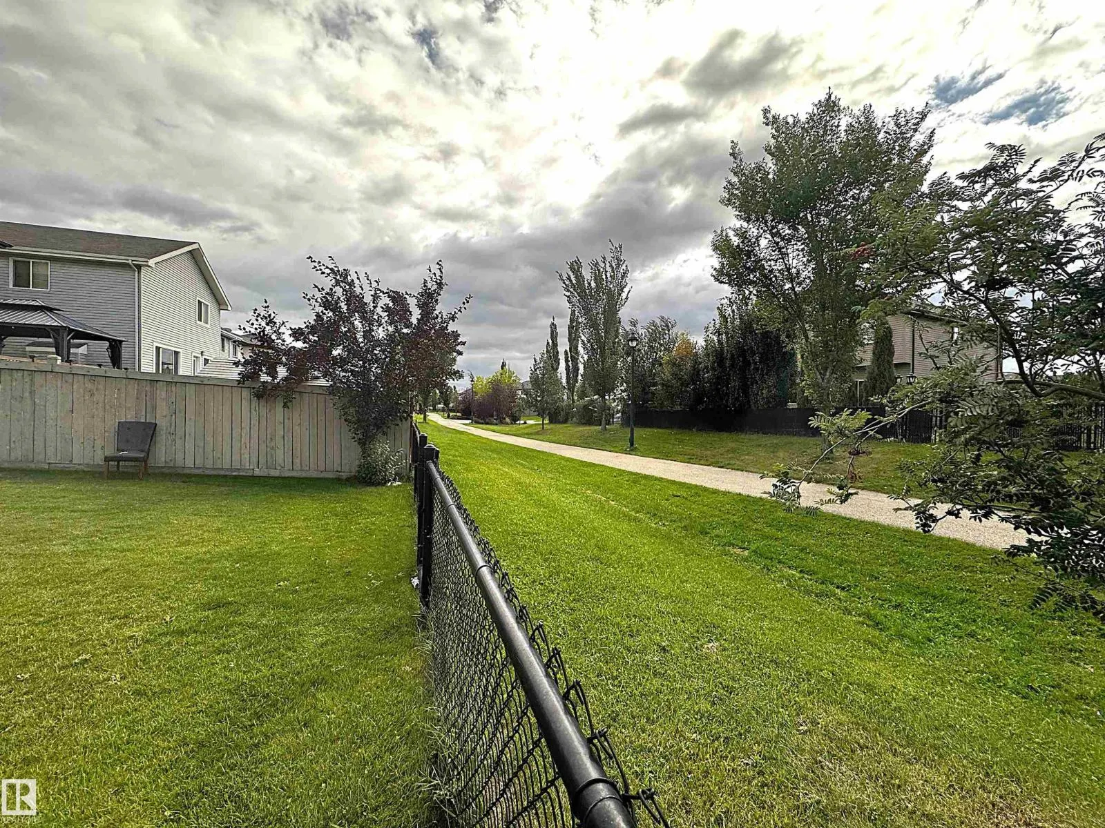 3756 13 ST NW