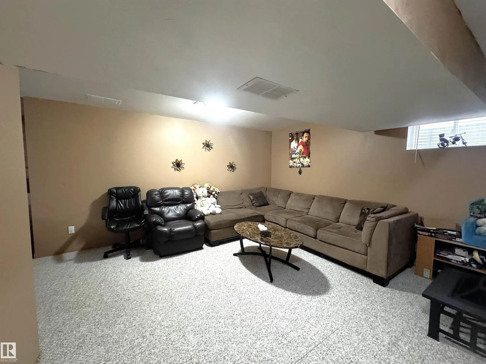 3756 13 ST NW