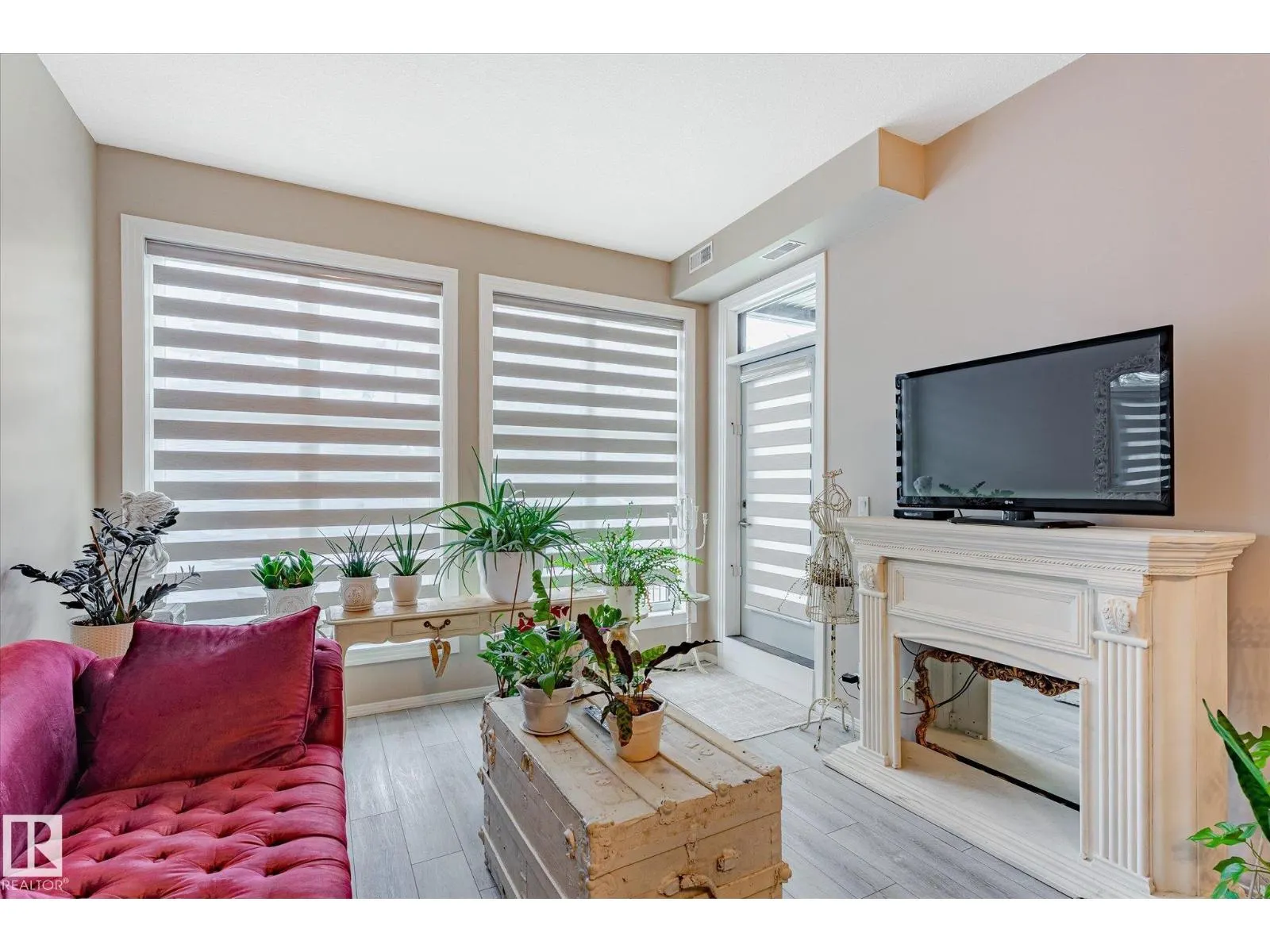 #103 10531 117 ST NW