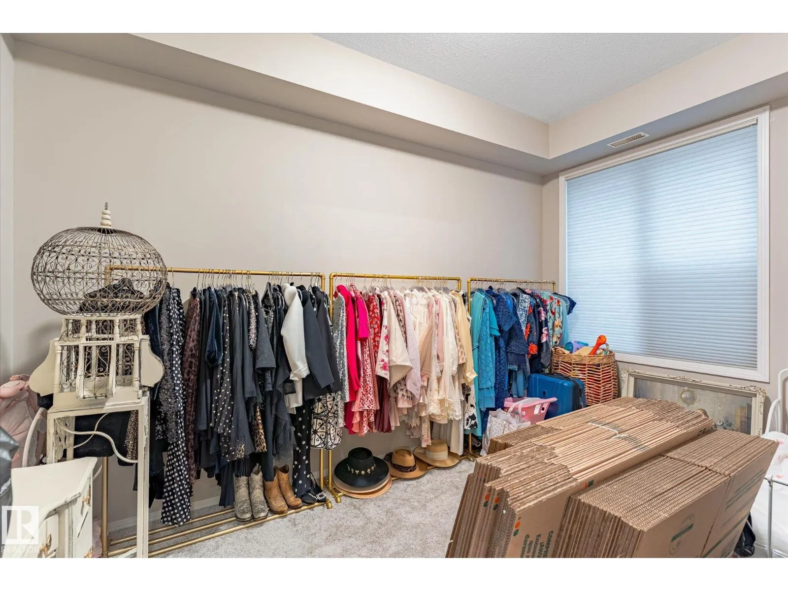 #103 10531 117 ST NW