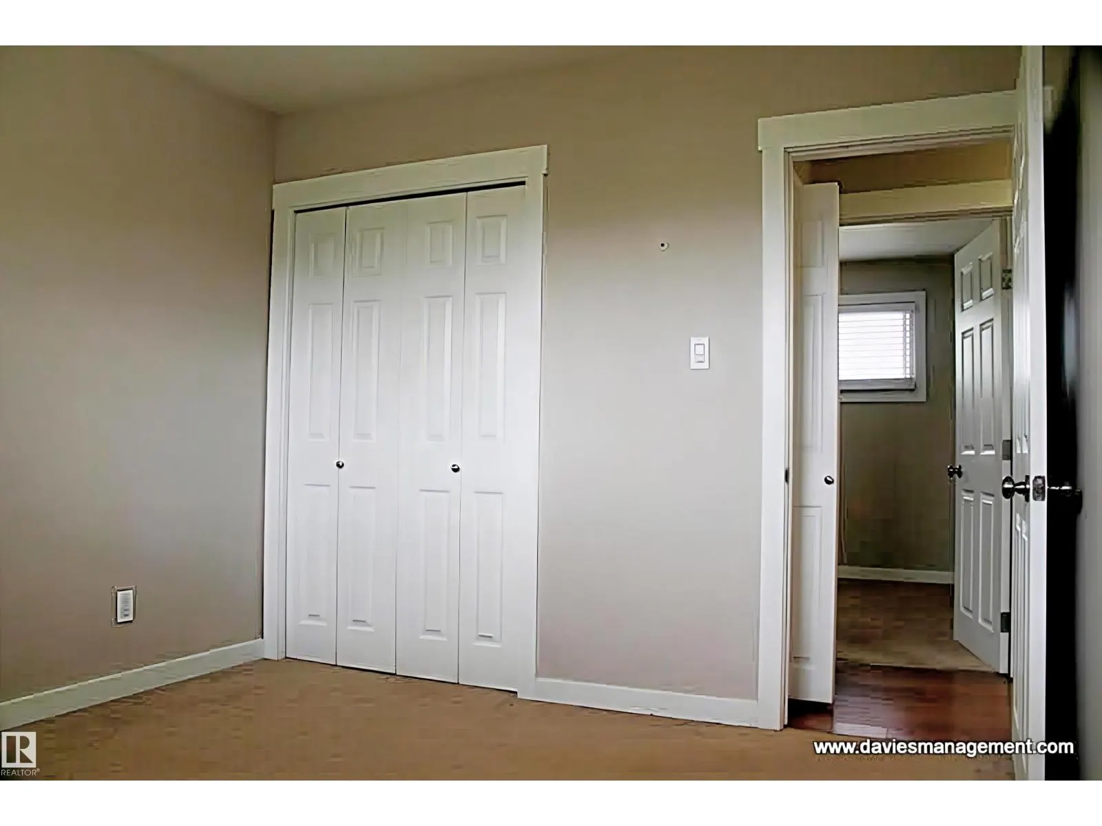 9412 134 AV NW