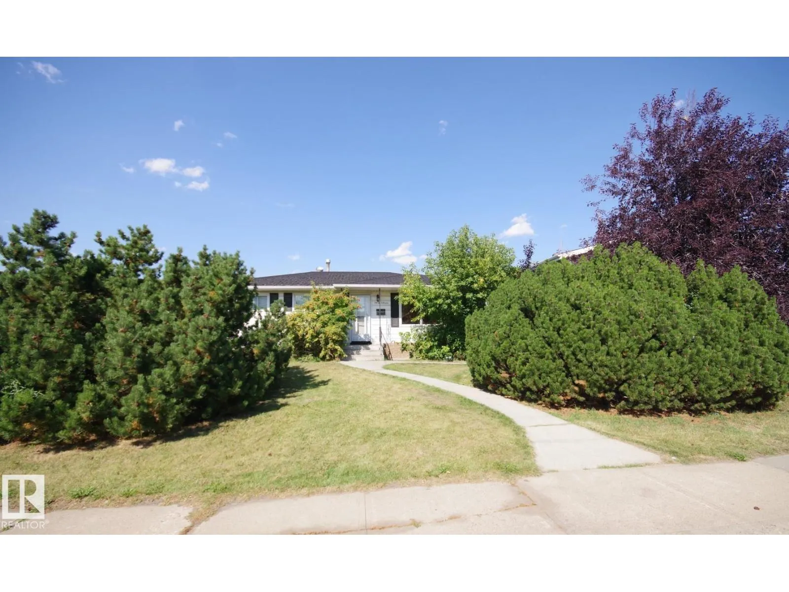 9412 134 AV NW