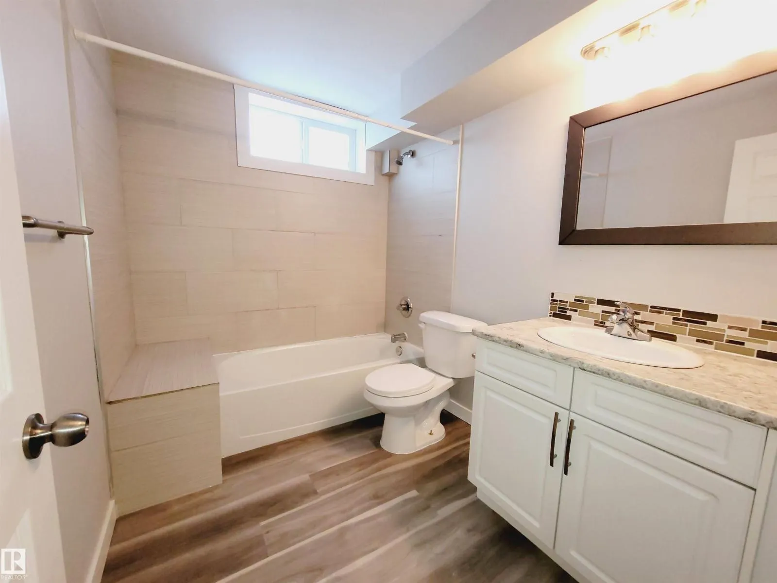9412 134 AV NW