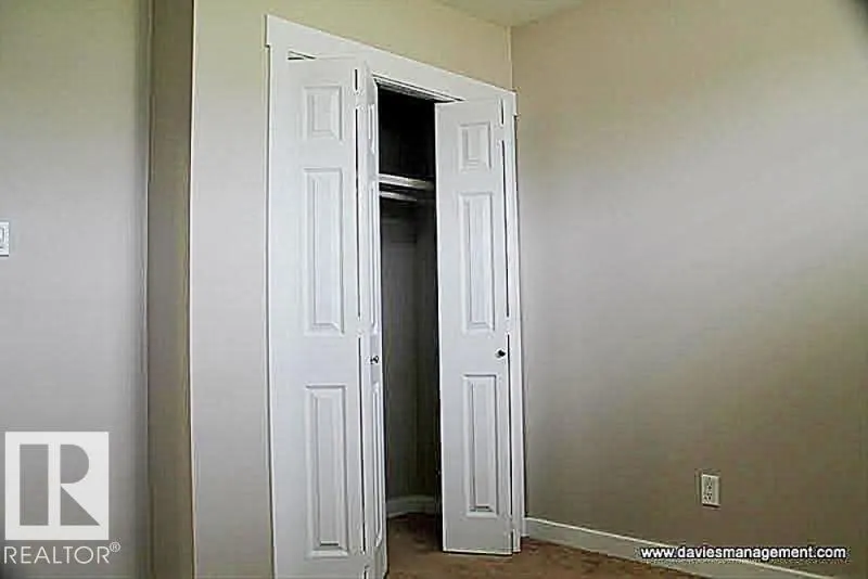 9412 134 AV NW