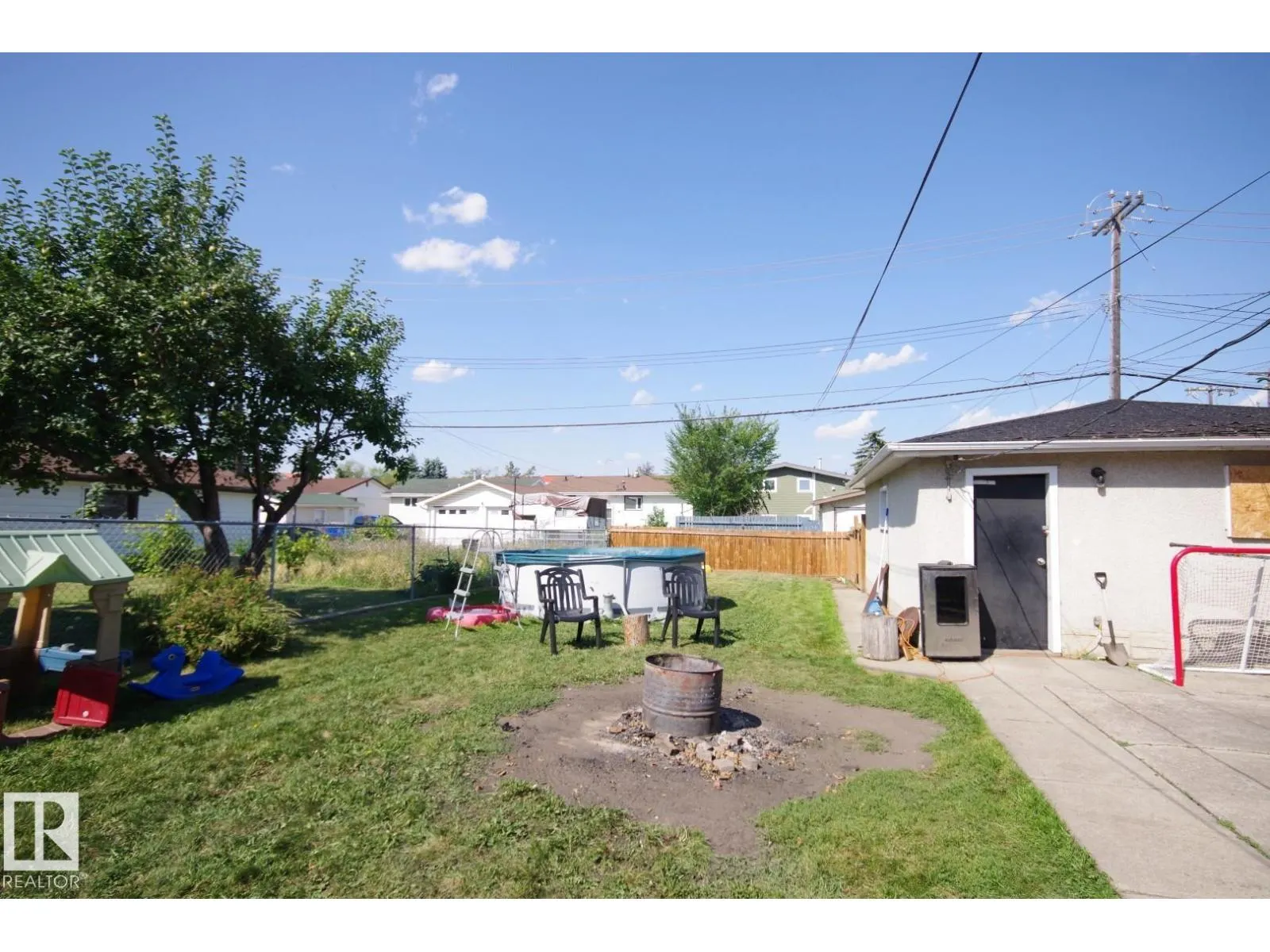 9412 134 AV NW