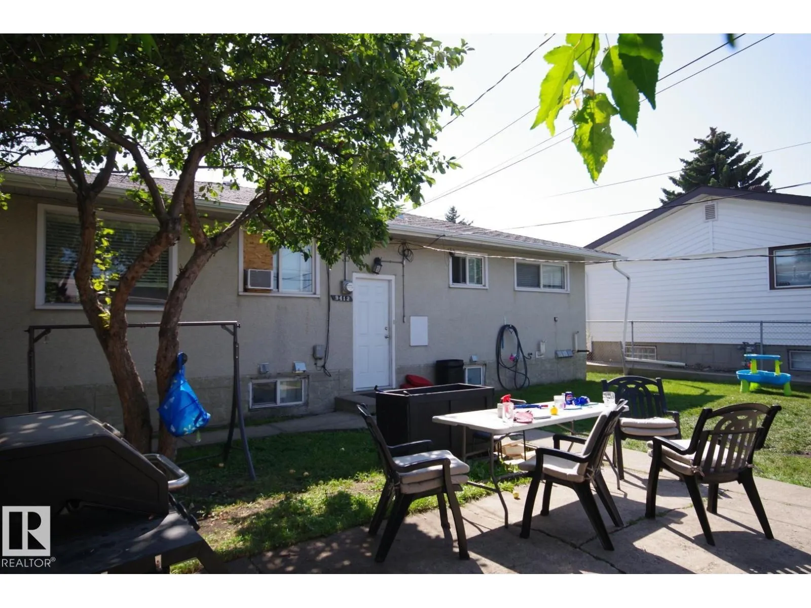 9412 134 AV NW