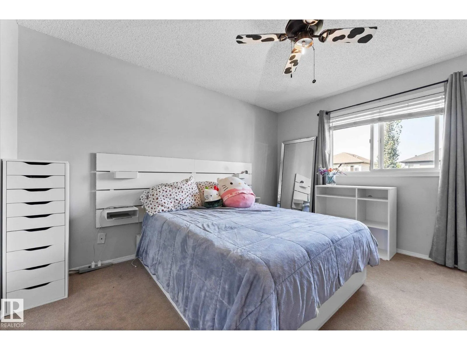 45 LAMPLIGHT DR