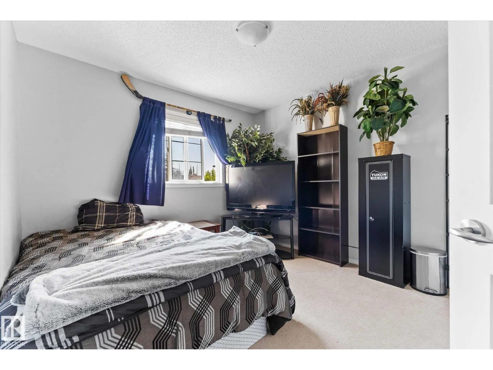45 LAMPLIGHT DR