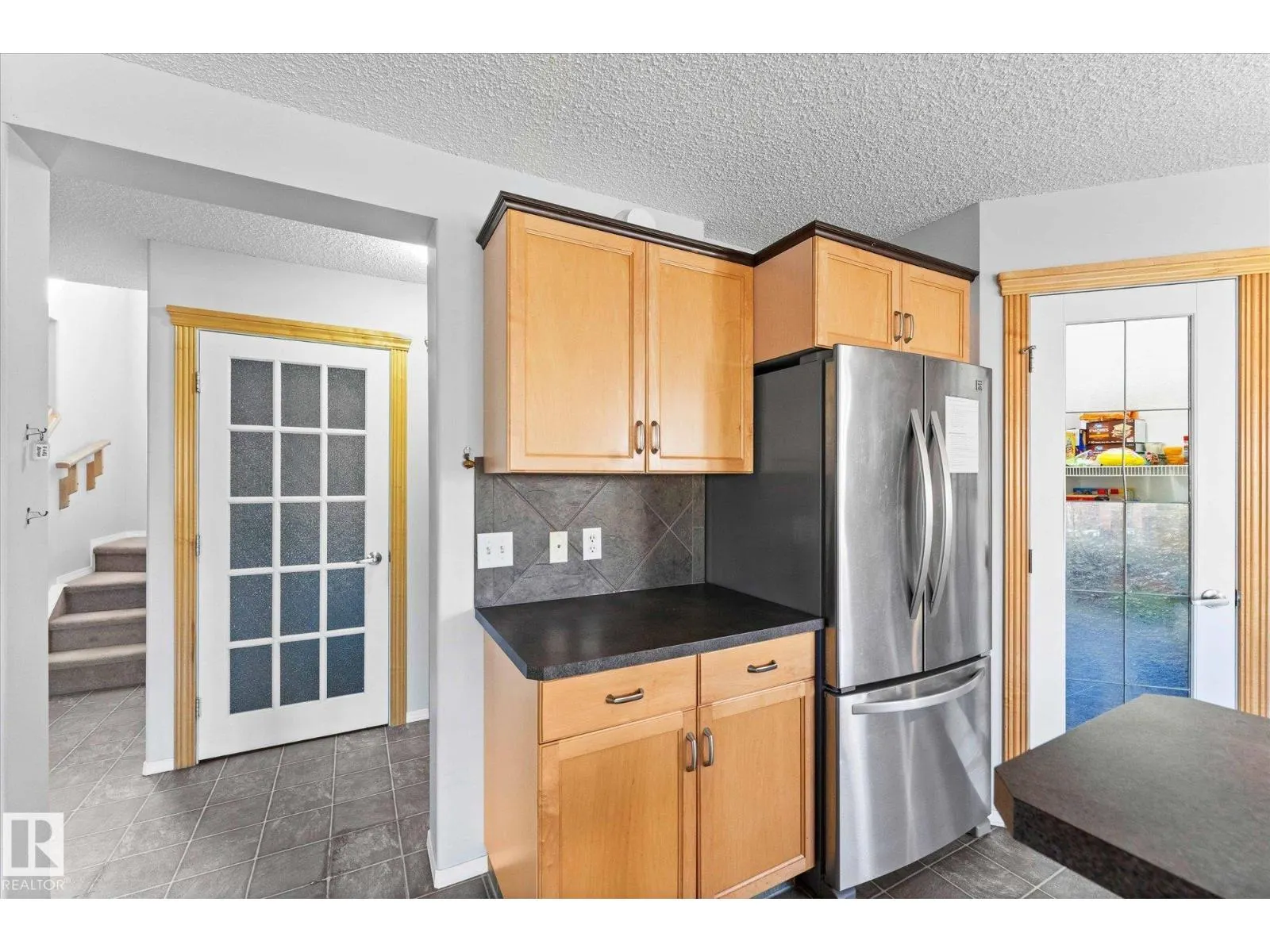 45 LAMPLIGHT DR