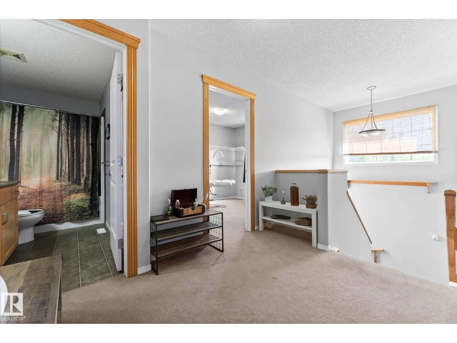45 LAMPLIGHT DR
