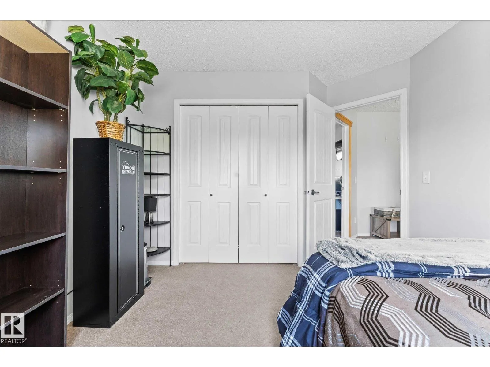 45 LAMPLIGHT DR