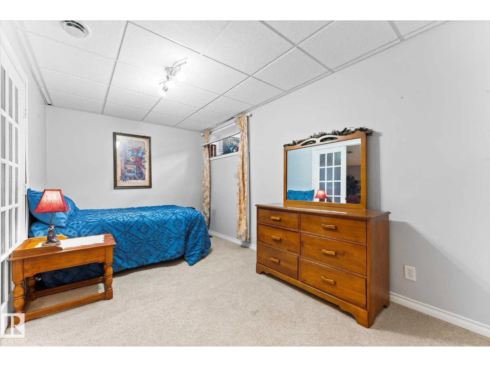 45 LAMPLIGHT DR