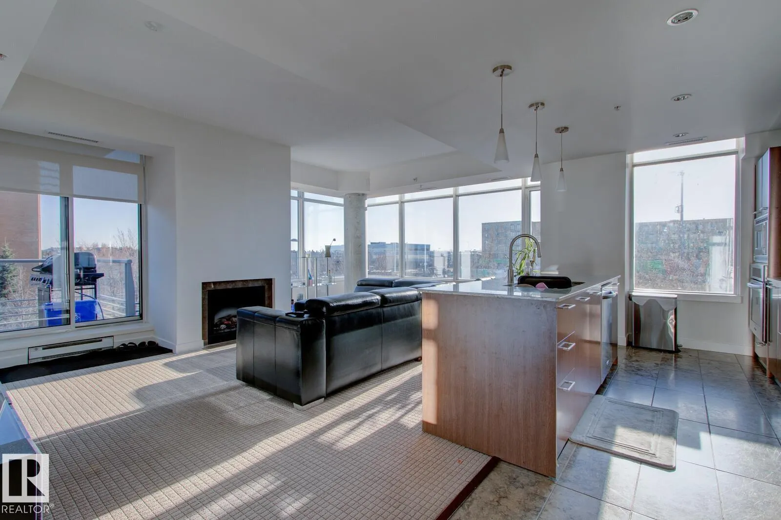 #313 2510 109 ST NW