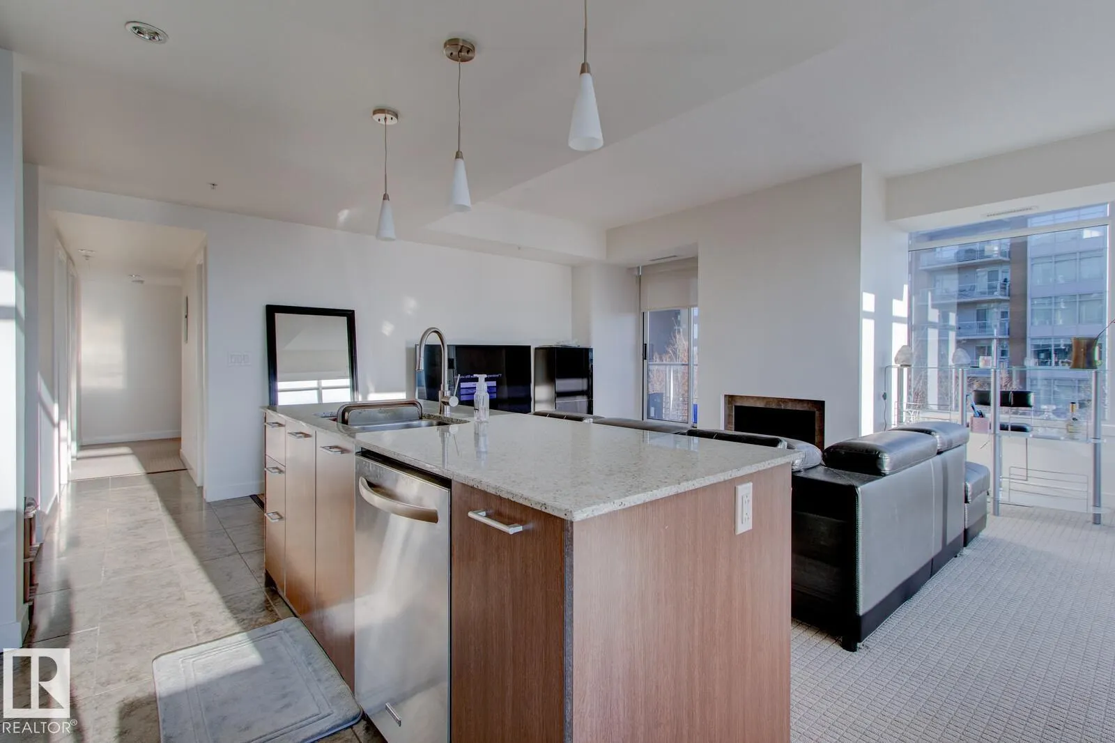 #313 2510 109 ST NW