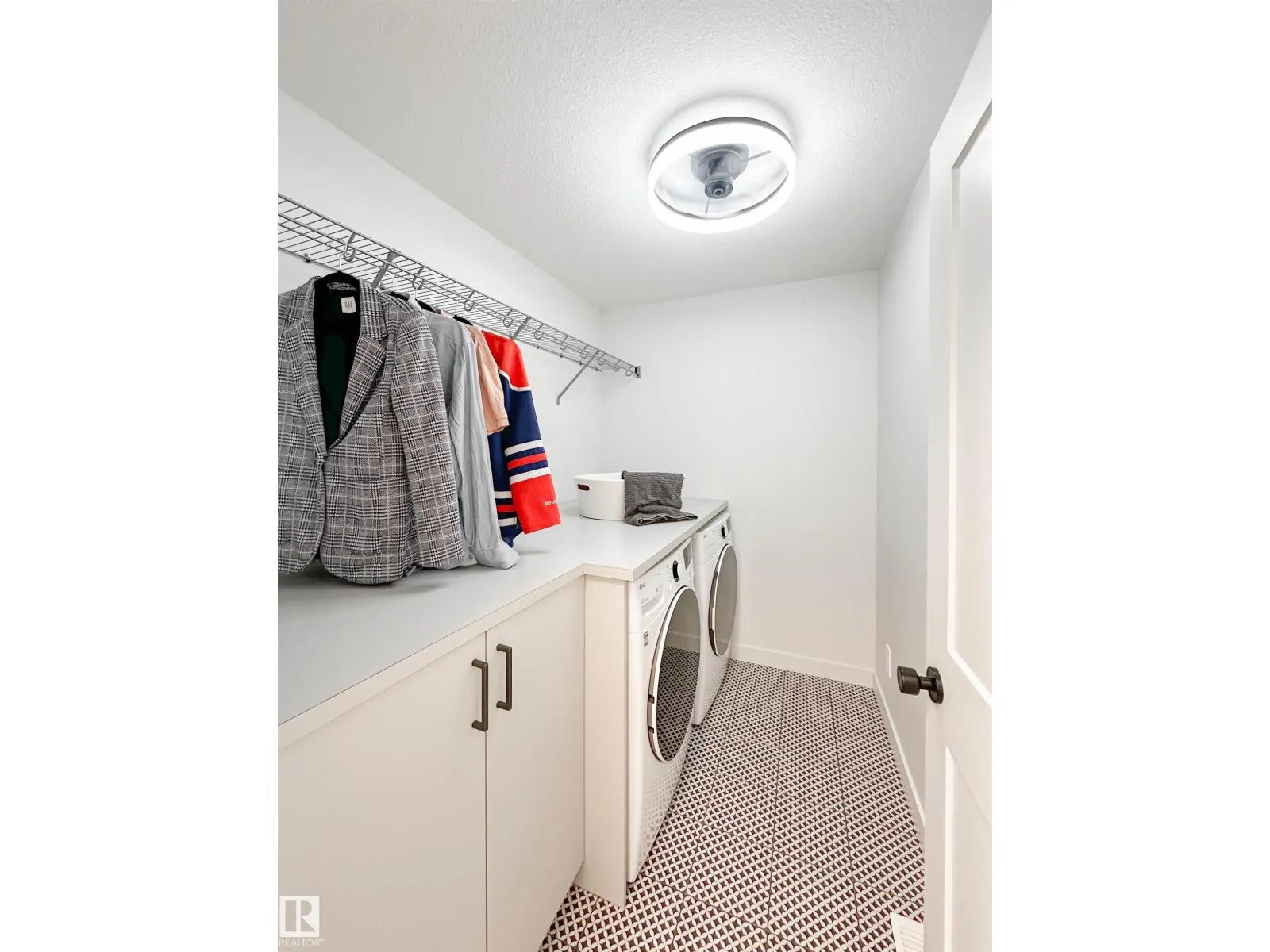 52 JAMISON CR