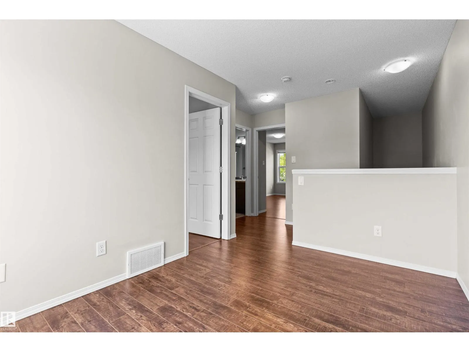 9103 SHAW WY SW